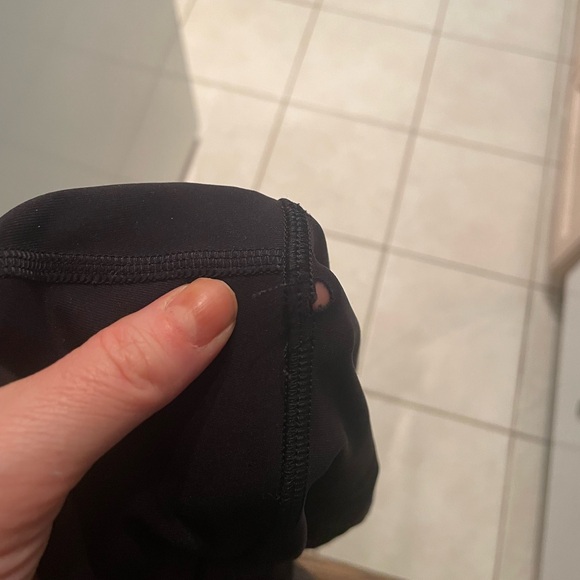 Lululemon Wunder Under - Size 6 - Picture 7 of 7